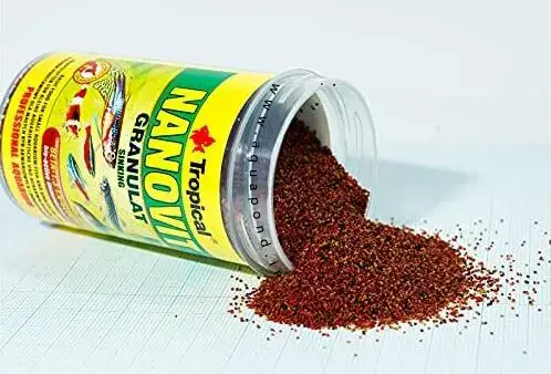 گرانول نانوویت تروپیکال غذای کامل برای ماهی کوچک گیاه خوار